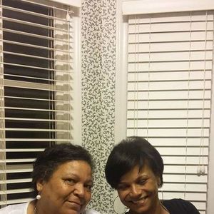 Meet your Posher, Leanne